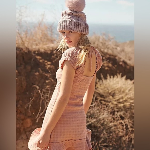 Pink Knit Dress with Cap Sleeves - Picture 2 of 7